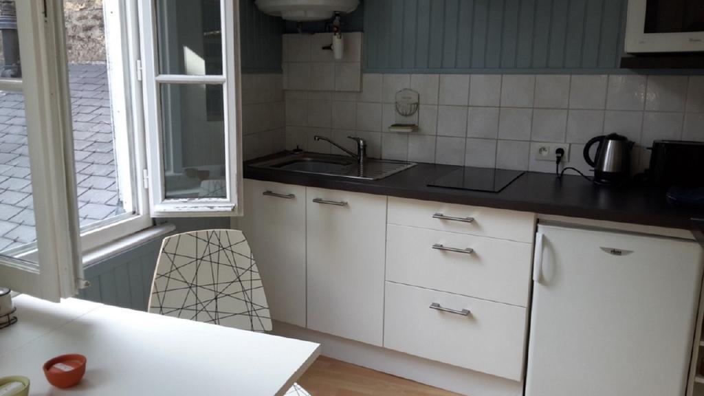 Le Studio De St-Sauveur Динан Номер фото